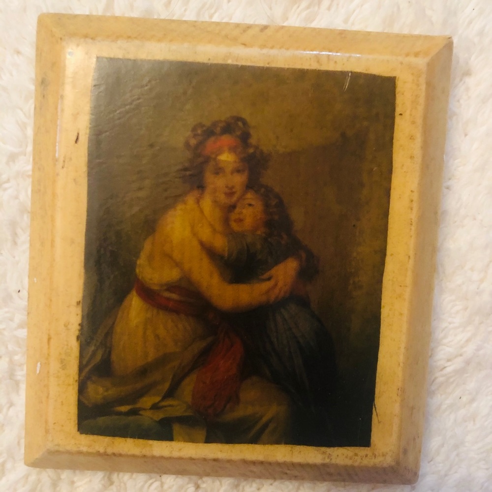 💙 SALE 4/$20 Vintage woman & child wood plaque